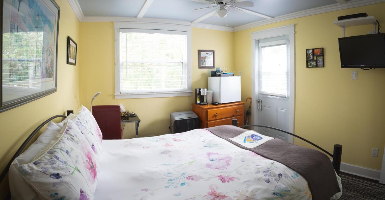 Abbie'S Garden Bed & Breakfast Grand Bank Экстерьер фото