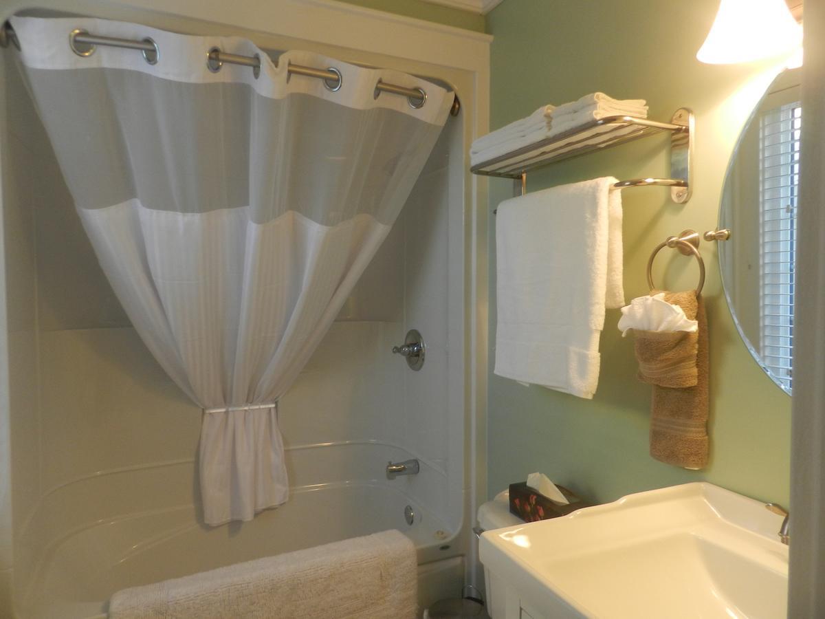 Abbie'S Garden Bed & Breakfast Grand Bank Экстерьер фото